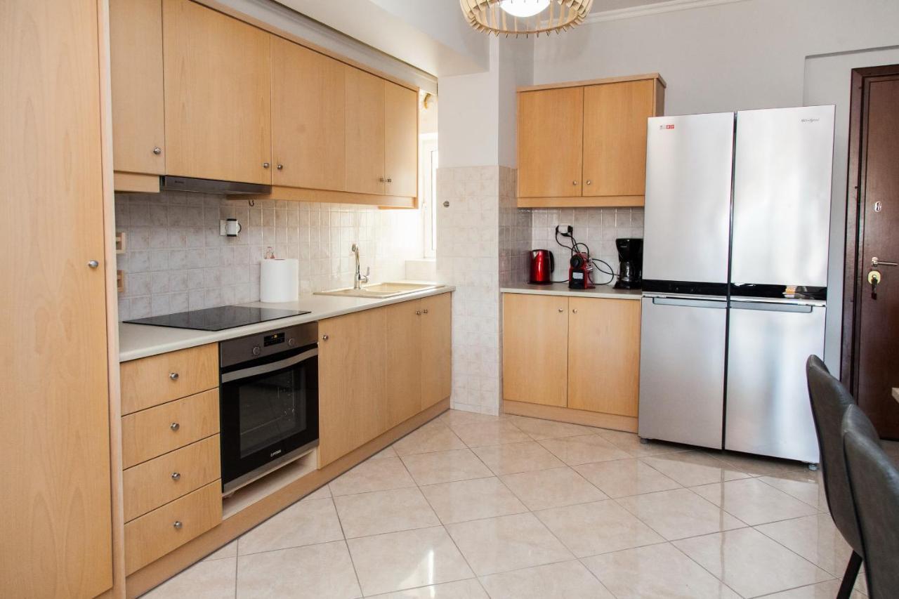 Beautiful, Deluxe Kallithea Apt Atene Esterno foto