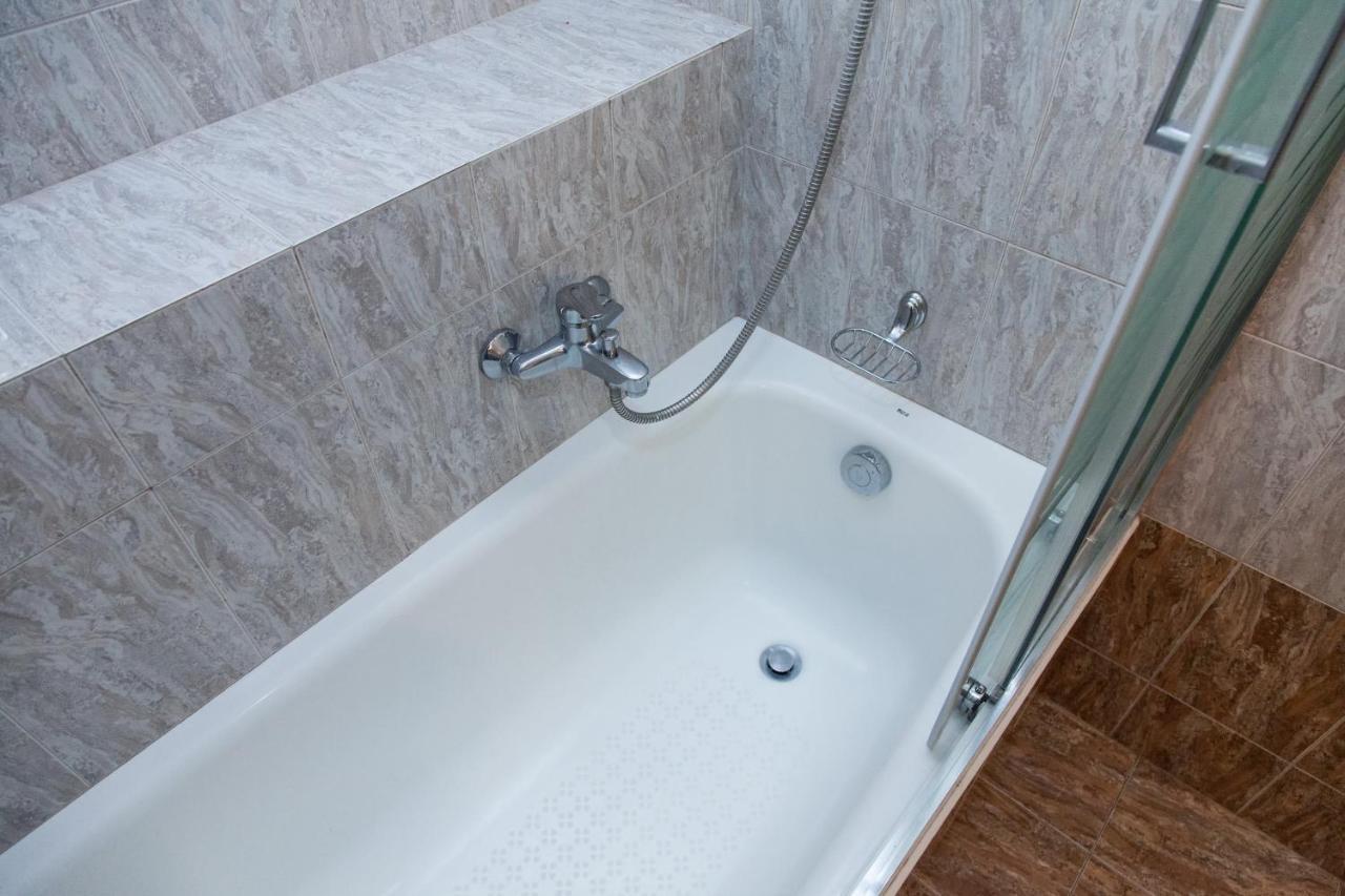 Beautiful, Deluxe Kallithea Apt Atene Esterno foto